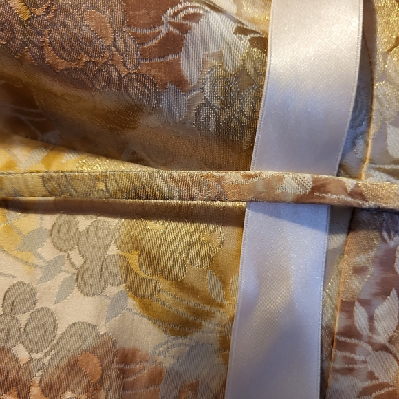 Elegant pale pink and gold evening dress - Picture 3 of 6